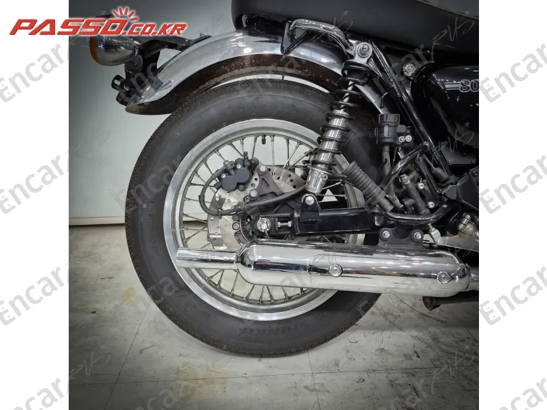 KAWASAKI W 800 - фото 6
