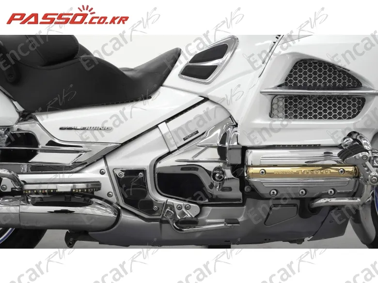 HONDA GOLDWING 1800 - фото 4