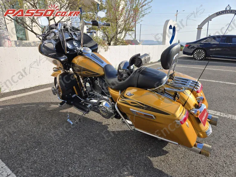 HARLEY-DAVIDSON ROAD GLIDE SPECIAL - фото 1
