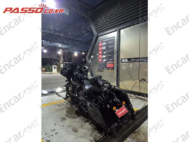HARLEY-DAVIDSON ROAD GLIDE SPECIAL - фото 1