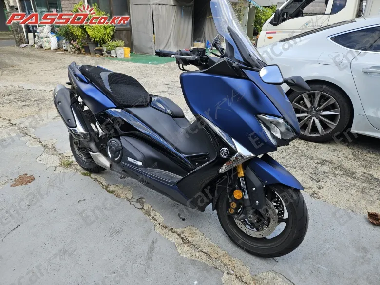 YAMAHA T MAX DX - фото 0