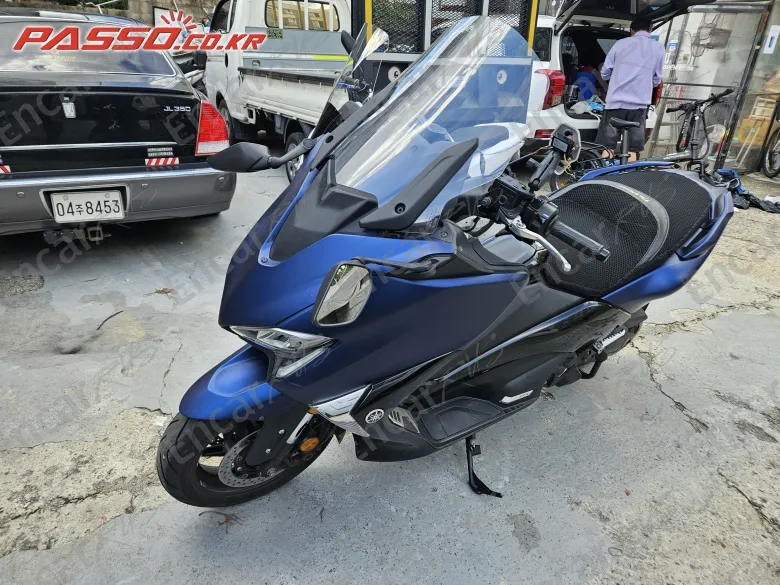 YAMAHA T MAX DX - фото 1