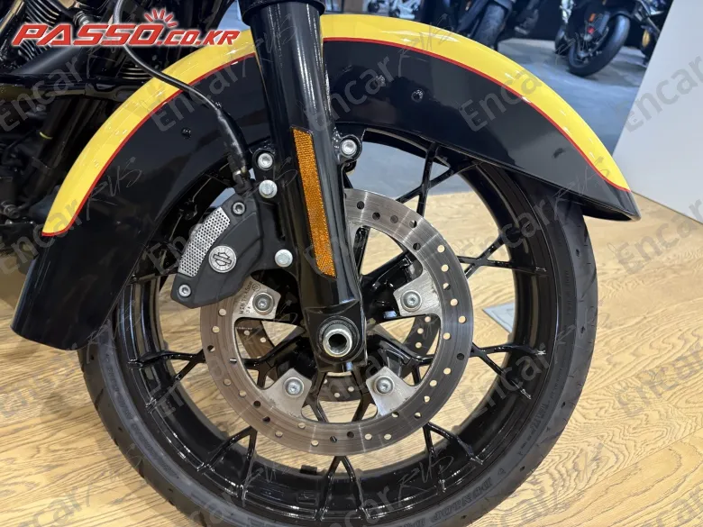 HARLEY-DAVIDSON FLTR - фото 5
