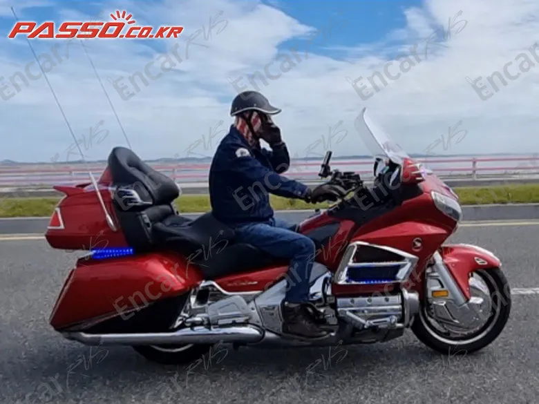 HONDA GOLDWING 1800 - фото 0