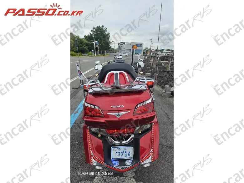 HONDA GOLDWING 1800 - фото 2