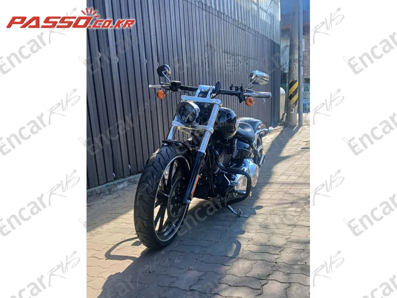 HARLEY-DAVIDSON BREAKOUT - фото 6