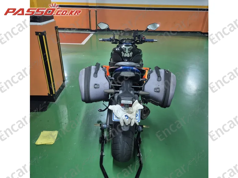 SUZUKI GSX S 1000 - фото 2