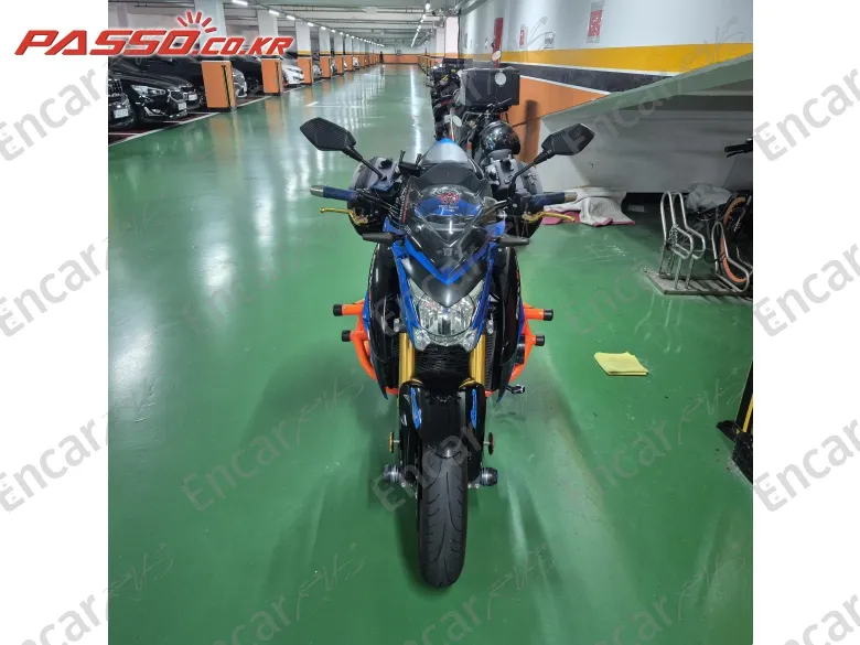 SUZUKI GSX S 1000 - фото 5