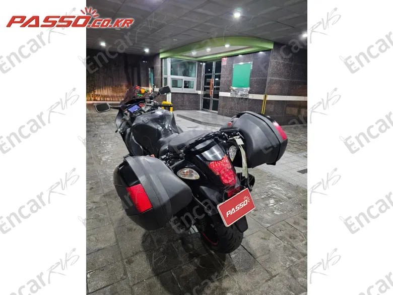 SUZUKI GSX R 1300 HAYABUSA - фото 2