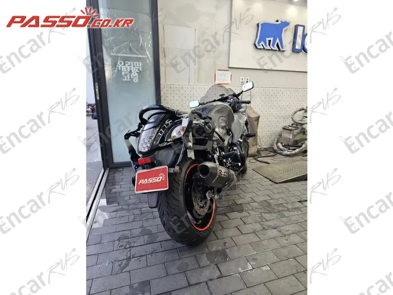 SUZUKI GSX R 1300 HAYABUSA - фото 4