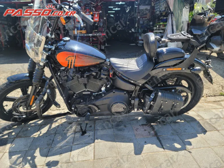 HARLEY-DAVIDSON STREET BOB 114 - фото 1