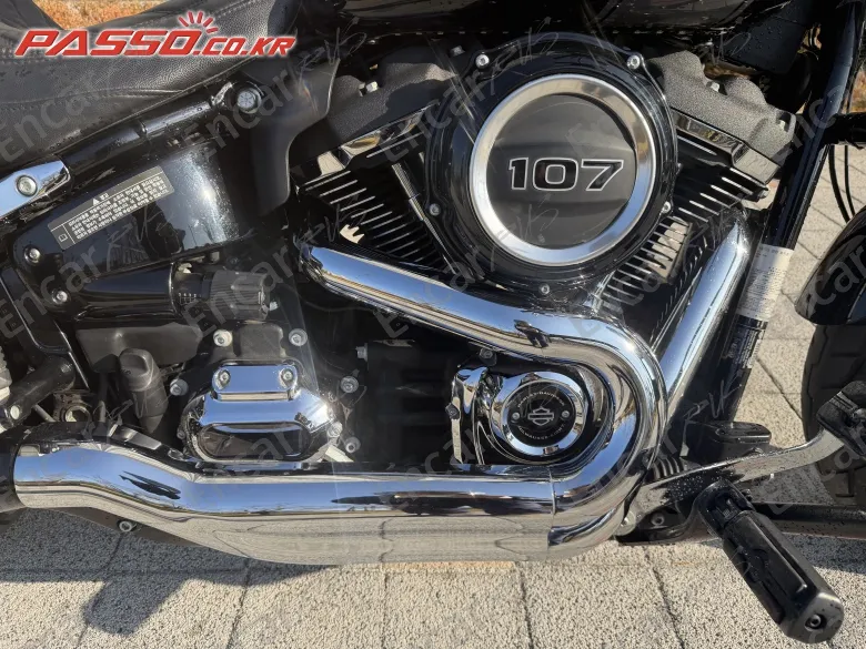 HARLEY-DAVIDSON SPORT GLIDE - фото 5