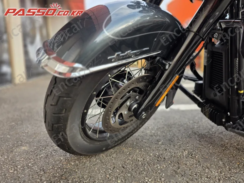 Harley-Davidson Flstc - фото 5
