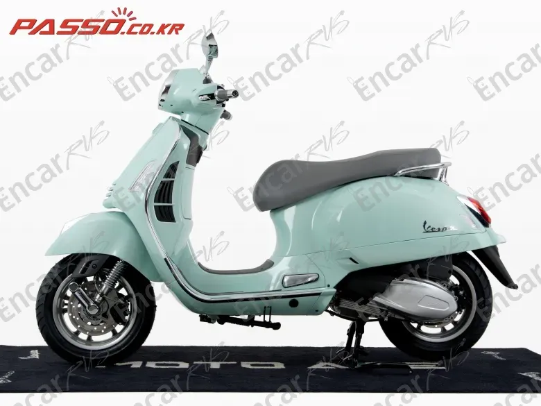 VESPA GTS 300 CLASSIC - фото 1
