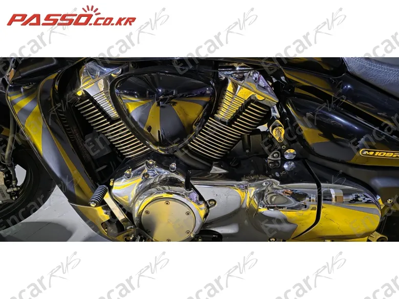 SUZUKI INTRUDER M 1800 R - фото 4