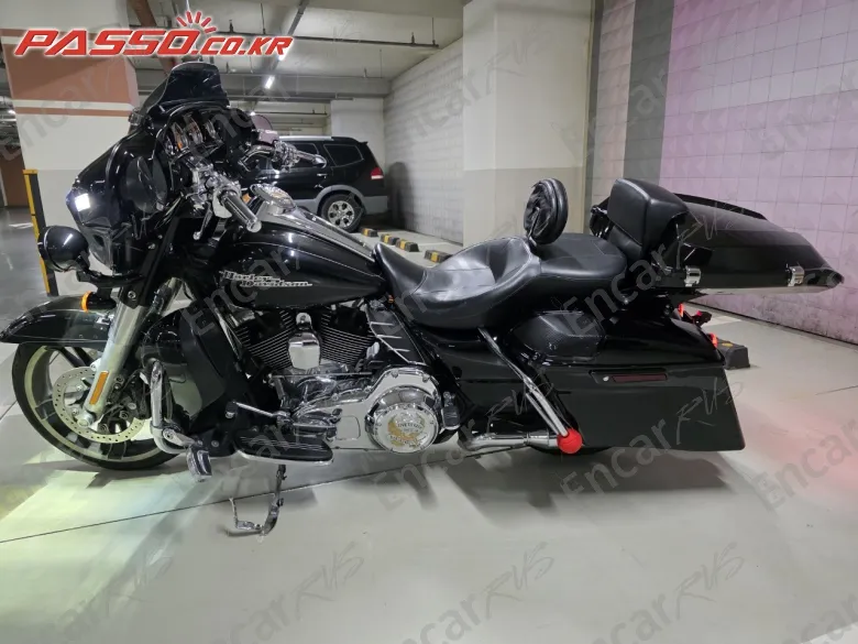 HARLEY-DAVIDSON FLHX - фото 1