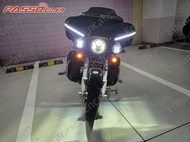 HARLEY-DAVIDSON FLHX - фото 3