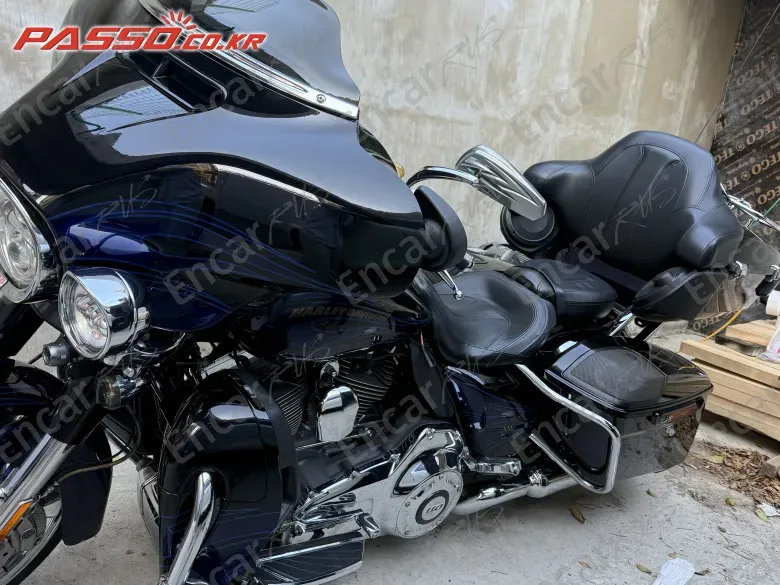 HARLEY-DAVIDSON FLHXSE - фото 0