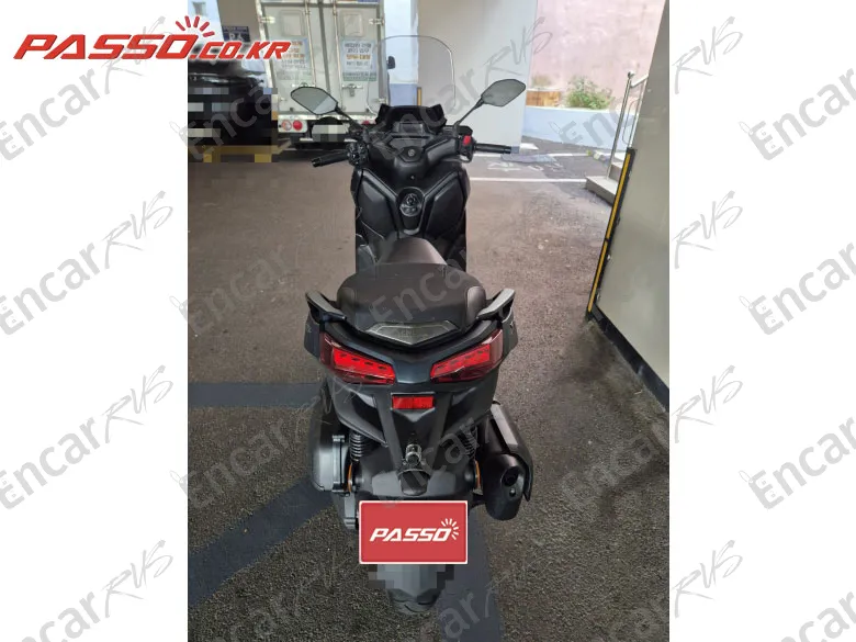 YAMAHA X MAX 300 ABS - фото 2