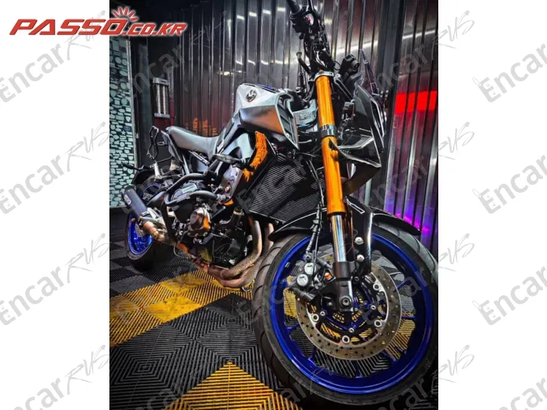 YAMAHA MT 09 SP - фото 4