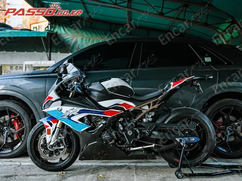 BMW S 1000 RR - фото 1