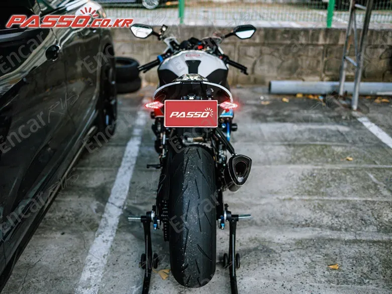 BMW S 1000 RR - фото 2