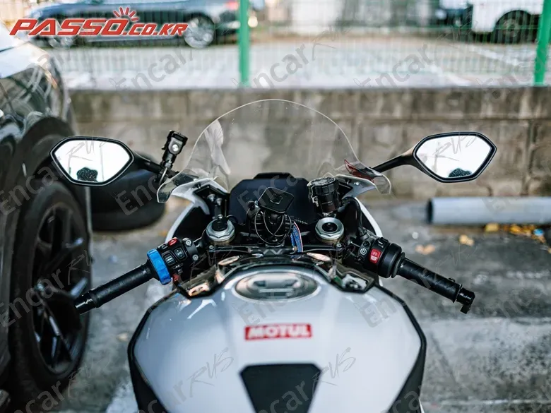BMW S 1000 RR - фото 3