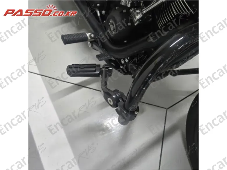 HARLEY-DAVIDSON STREET BOB 114 - фото 4