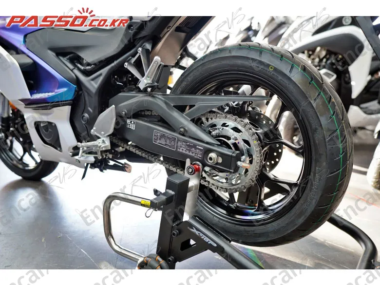 YAMAHA YZF R3 - фото 5