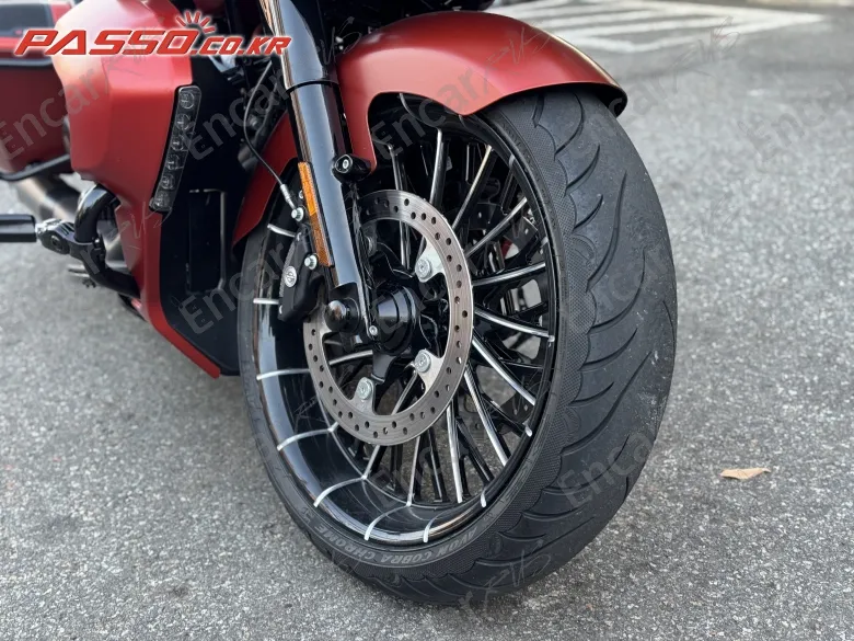 HARLEY-DAVIDSON FLTR - фото 5