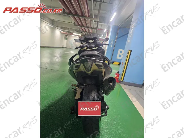 YAMAHA T MAX 530 - фото 2
