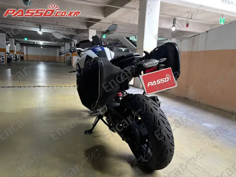 BMW F 900 R - фото 2