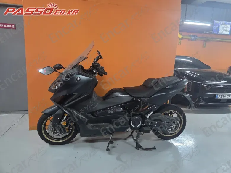 YAMAHA T MAX 560 - фото 1