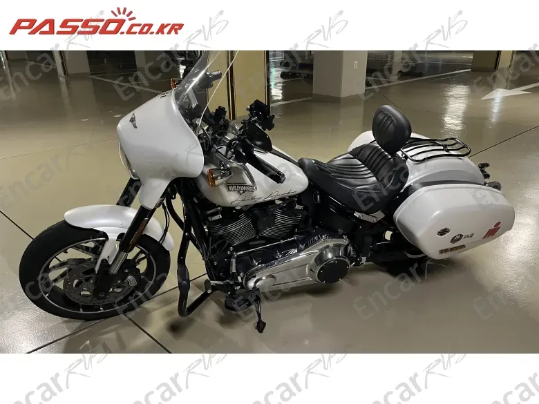 HARLEY-DAVIDSON SPORT GLIDE - фото 1