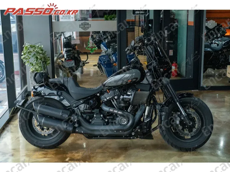 Harley-Davidson Softail Fat Bob - фото 0