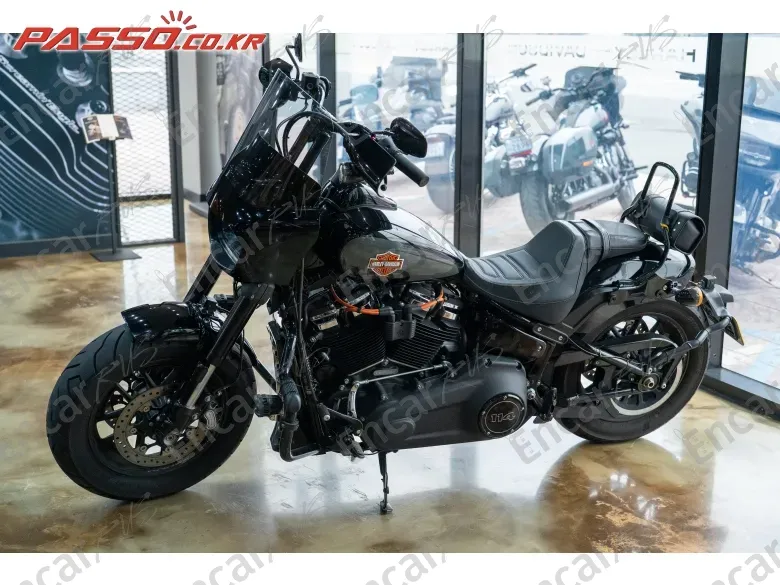 Harley-Davidson Softail Fat Bob - фото 1