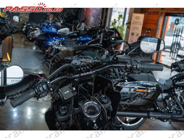 Harley-Davidson Softail Fat Bob - фото 3