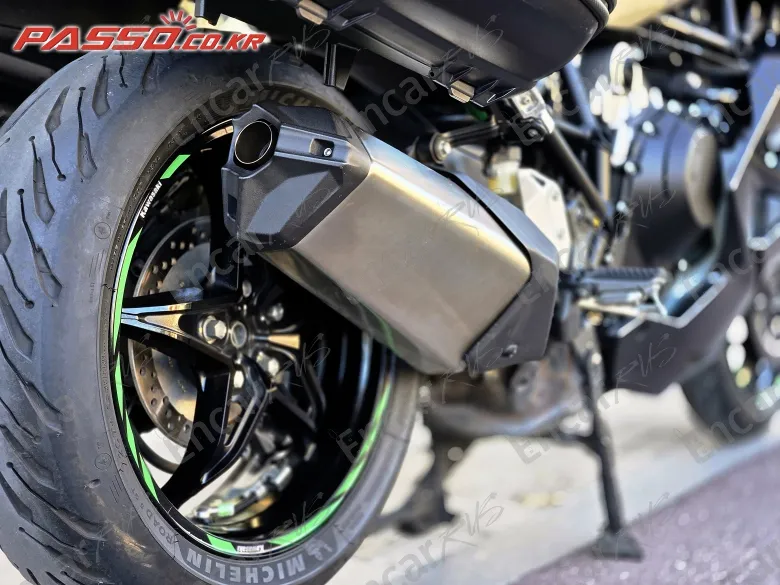 KAWASAKI NINJA H2 SX ABS - фото 4