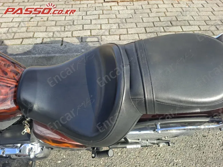 KAWASAKI VULCAN 900 CLASSIC - фото 6