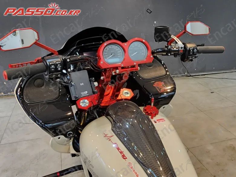 HARLEY-DAVIDSON ROAD GLIDE ST - фото 3