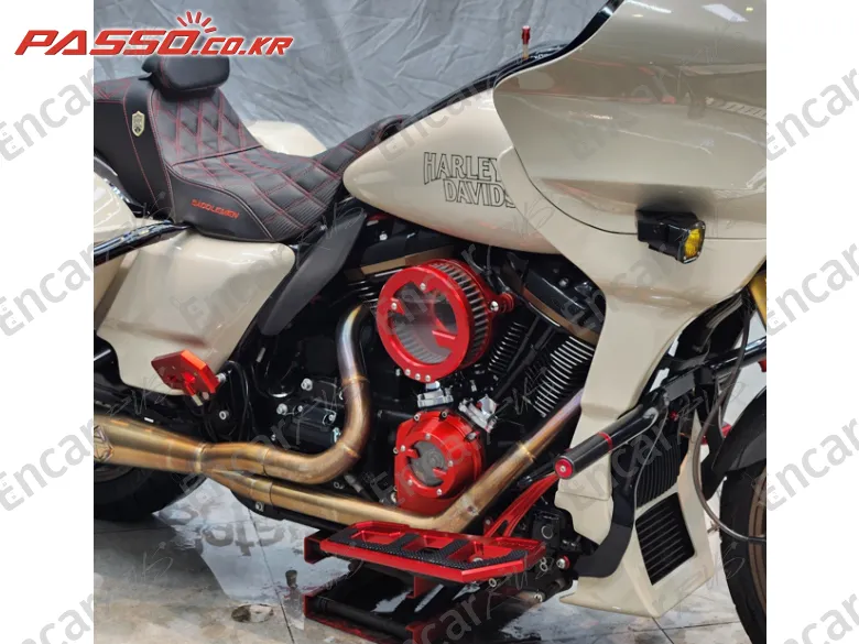 HARLEY-DAVIDSON ROAD GLIDE ST - фото 4
