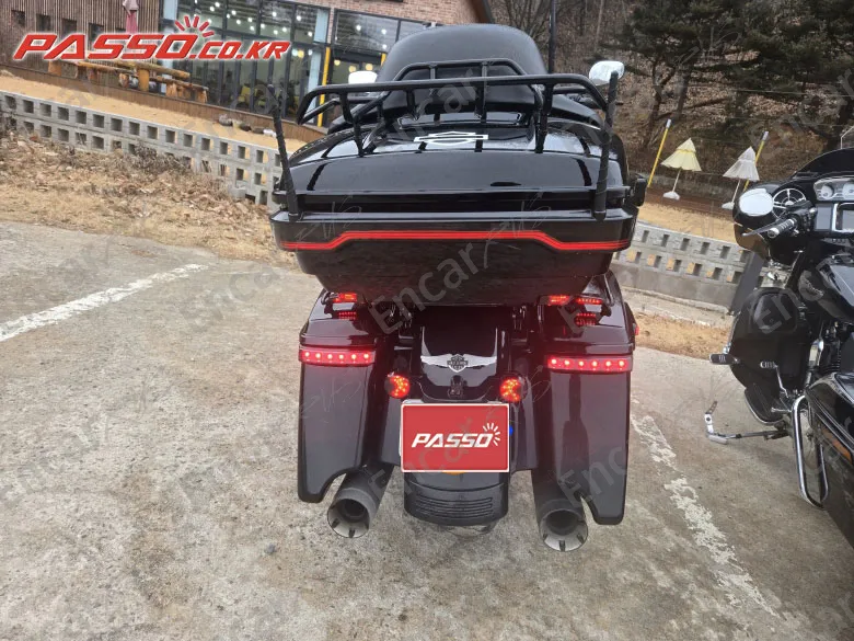 HARLEY-DAVIDSON FLHXS STREET GLIDE SPECIAL - фото 2