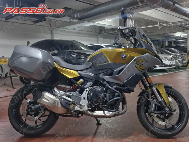 BMW F 900 XR - фото 0