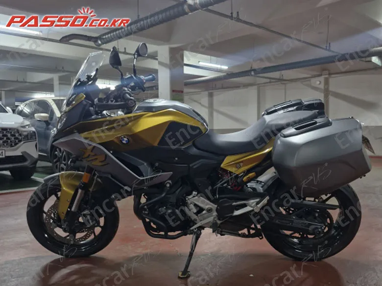 BMW F 900 XR - фото 1