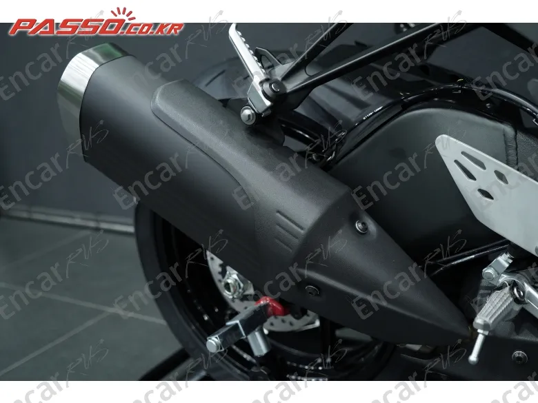 KAWASAKI ZX 6 R - фото 6