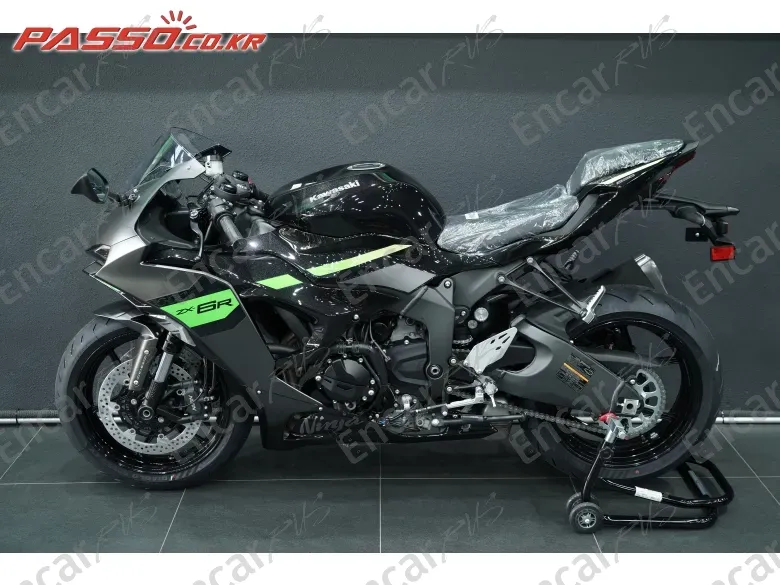 KAWASAKI ZX 6 R - фото 1