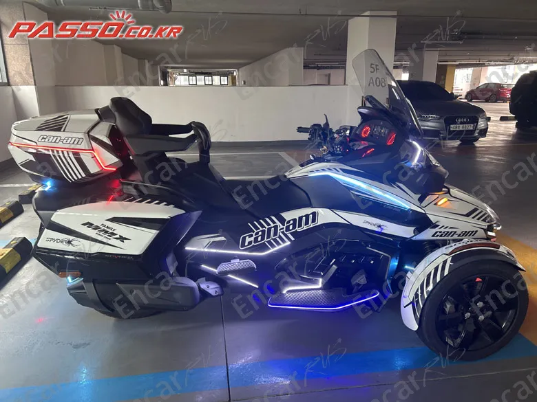 BRP CAN-AM SPYDER RT LIMITED - фото 0
