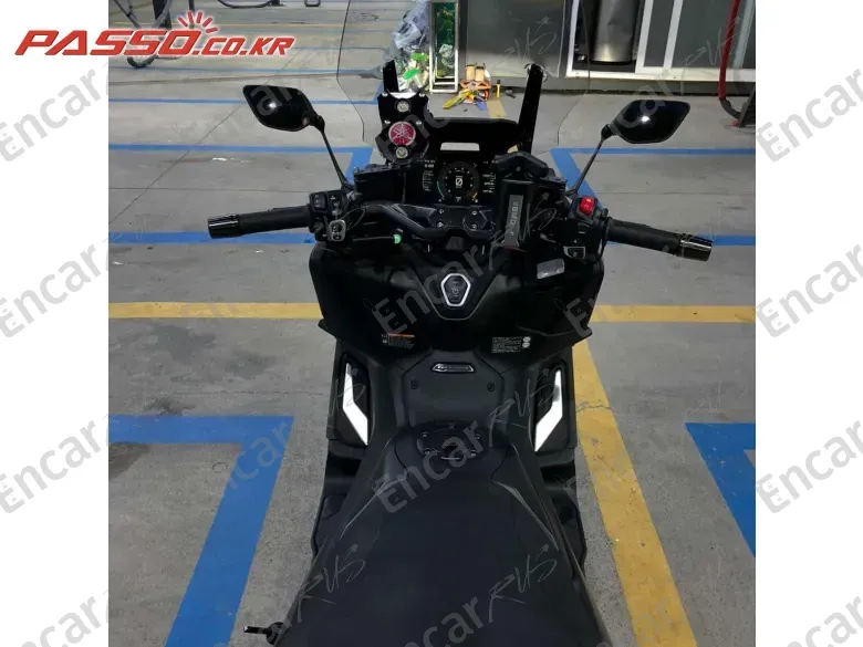 YAMAHA T MAX 530 - фото 3