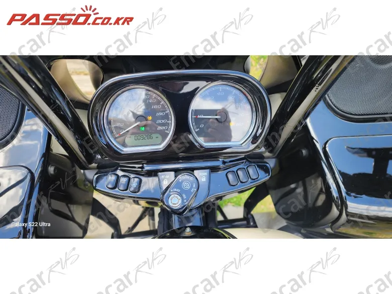 HARLEY-DAVIDSON ROAD GLIDE SPECIAL - фото 4