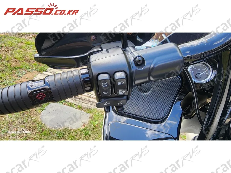 HARLEY-DAVIDSON ROAD GLIDE SPECIAL - фото 5